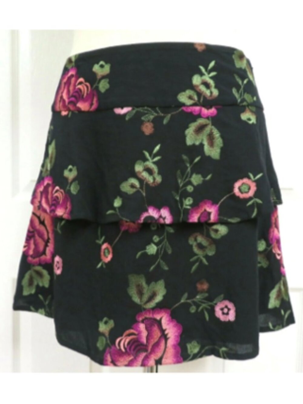 Gianni Bini Embroidered Floral Tiered Skirt Size 4